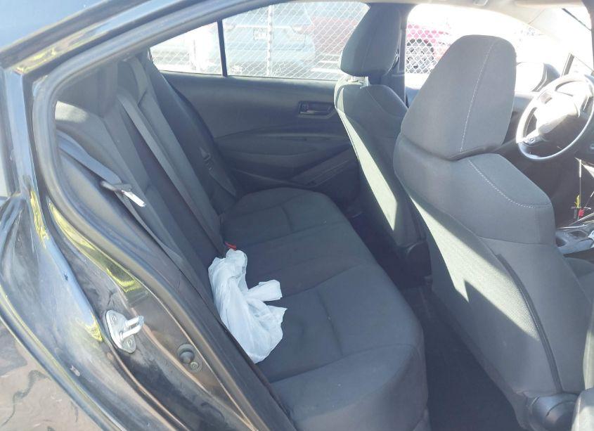 Photo 8 of 2022 Toyota Corolla LE (VIN 5YFEPMAE4NP310328)