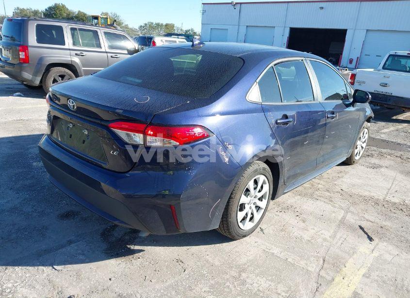 Photo 4 of 2022 Toyota Corolla LE (VIN 5YFEPMAE4NP373980)