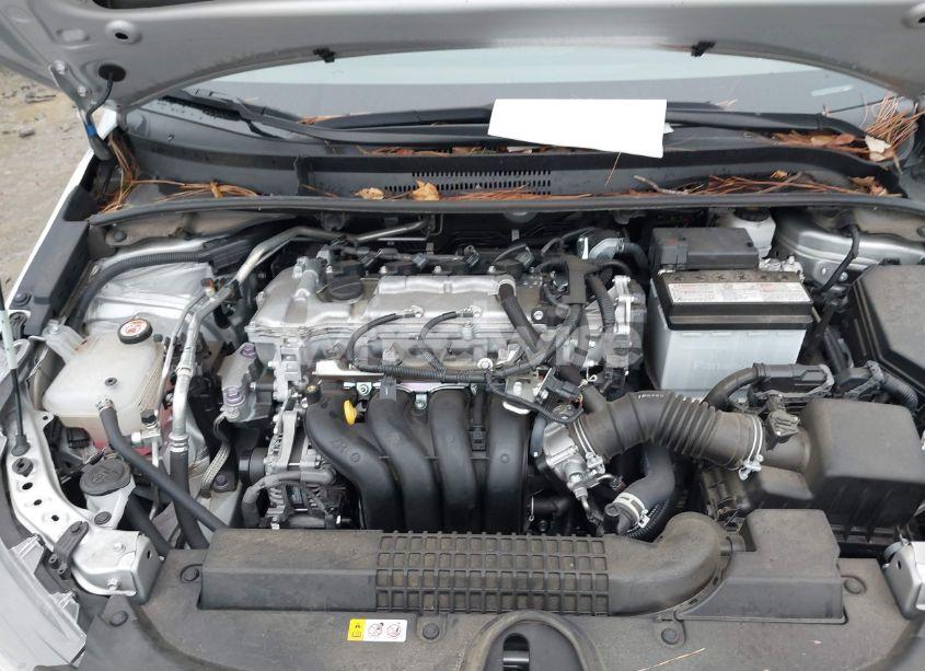 Photo 10 of 2022 Toyota Corolla LE (VIN 5YFEPMAE4NP387314)