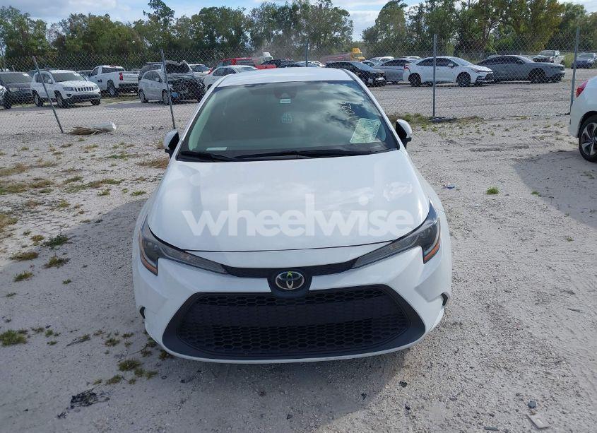 Photo 6 of 2022 Toyota Corolla LE (VIN 5YFEPMAE4NP392206)