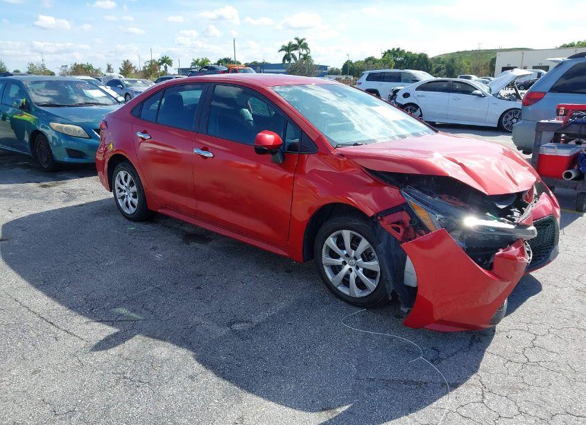 2021 Toyota Corolla LE (VIN 5YFEPMAE5MP155514) main photo