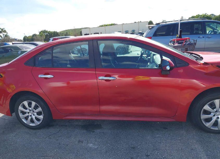 Photo 13 of 2021 Toyota Corolla LE (VIN 5YFEPMAE5MP155514)