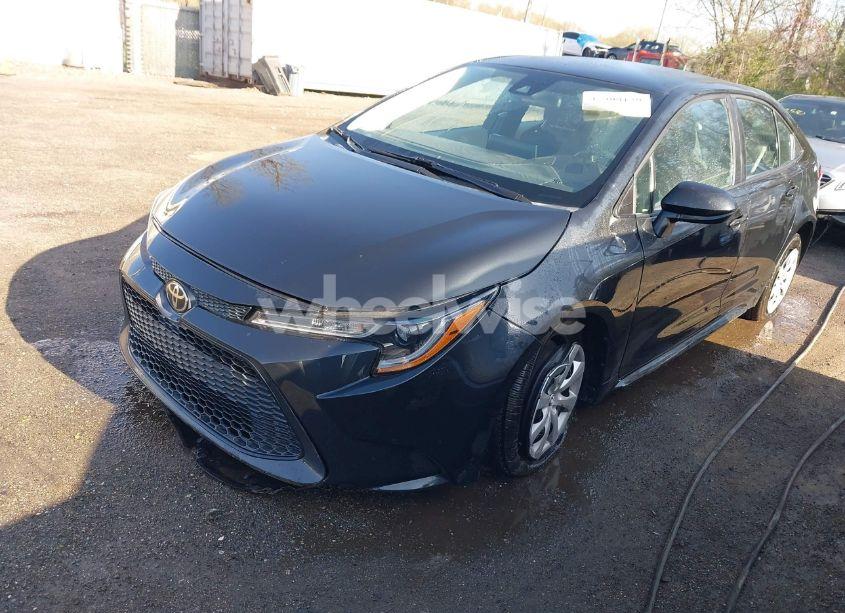 Photo 2 of 2021 Toyota Corolla LE (VIN 5YFEPMAE5MP190845)