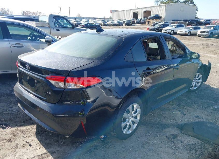 Photo 4 of 2021 Toyota Corolla LE (VIN 5YFEPMAE5MP191350)
