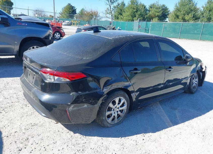 Photo 4 of 2021 Toyota Corolla LE (VIN 5YFEPMAE5MP202279)