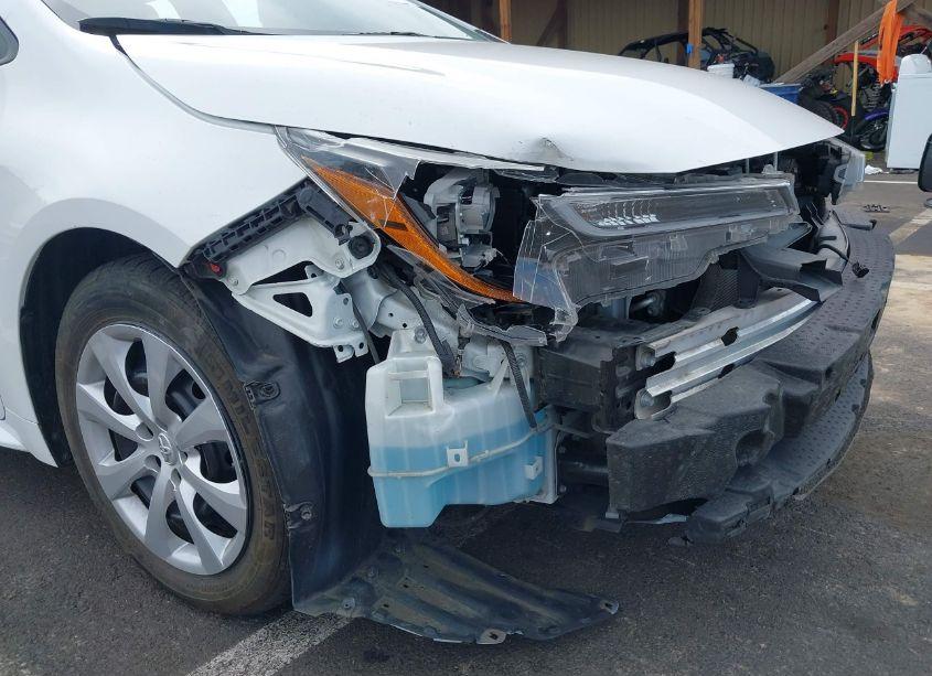 Photo 18 of 2021 Toyota Corolla LE (VIN 5YFEPMAE5MP222046)