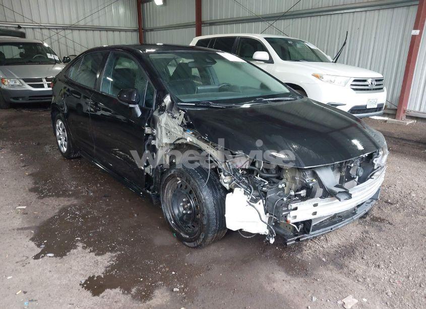 2021 Toyota Corolla LE (VIN 5YFEPMAE5MP238182) main photo