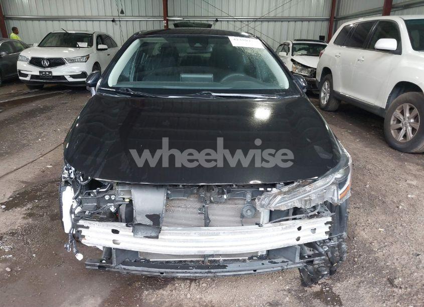 Photo 13 of 2021 Toyota Corolla LE (VIN 5YFEPMAE5MP238182)