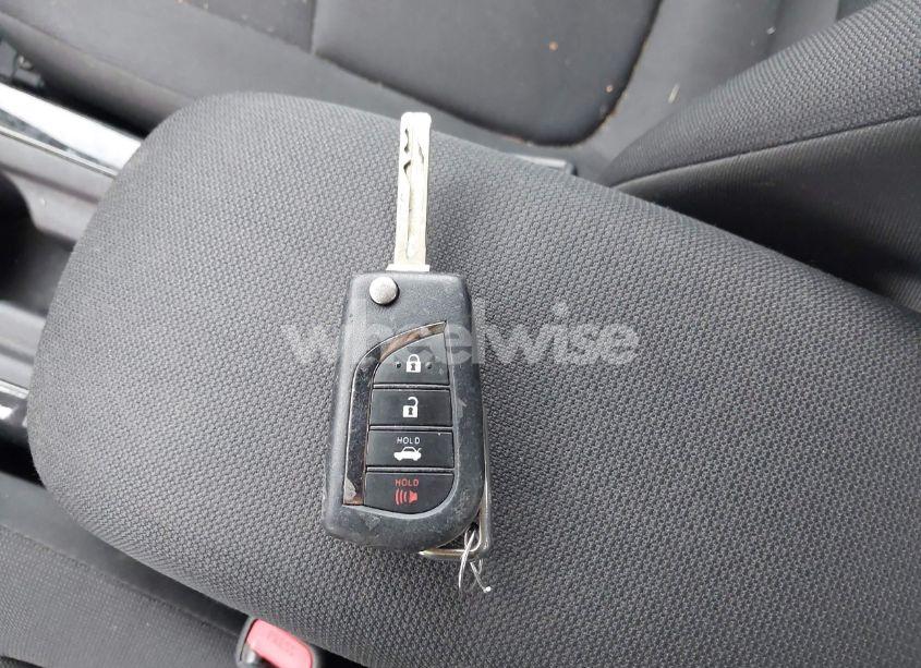 Photo 11 of 2021 Toyota Corolla LE (VIN 5YFEPMAE5MP258738)