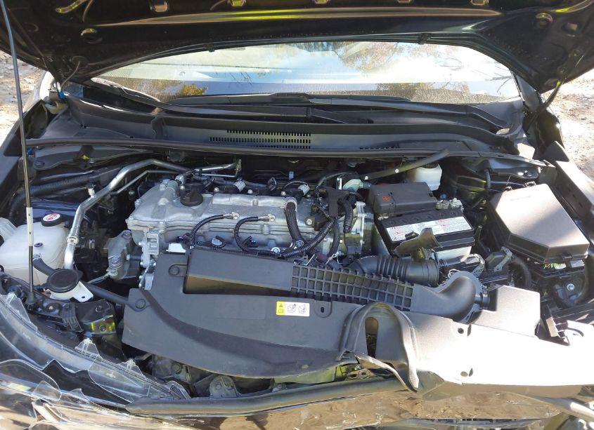 Photo 10 of 2022 Toyota Corolla LE (VIN 5YFEPMAE5NP288470)