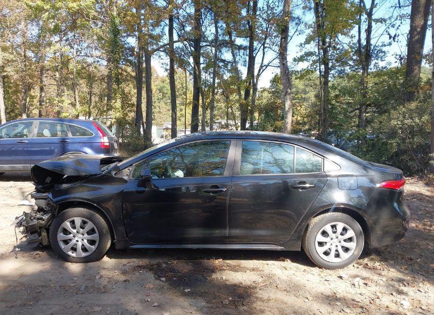 Photo 15 of 2022 Toyota Corolla LE (VIN 5YFEPMAE5NP288470)