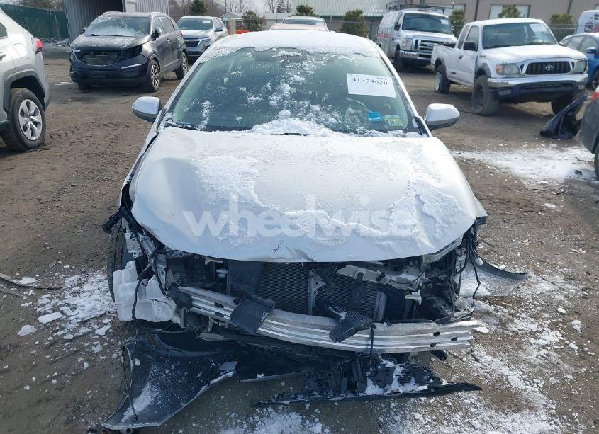 Photo 13 of 2022 Toyota Corolla LE (VIN 5YFEPMAE5NP292339)