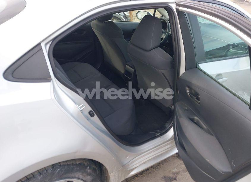 Photo 8 of 2022 Toyota Corolla LE (VIN 5YFEPMAE5NP292339)