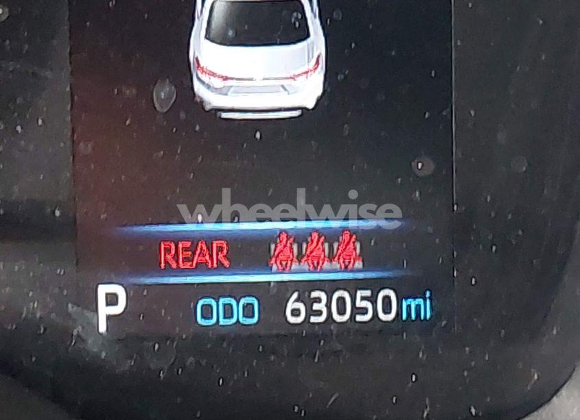 Photo 15 of 2022 Toyota Corolla LE (VIN 5YFEPMAE5NP293300)