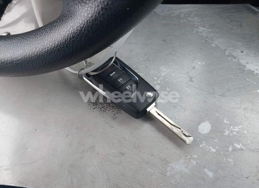 Photo 11 of 2022 Toyota Corolla LE (VIN 5YFEPMAE5NP305266)