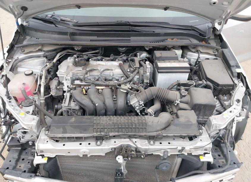 Photo 10 of 2022 Toyota Corolla LE (VIN 5YFEPMAE5NP313612)