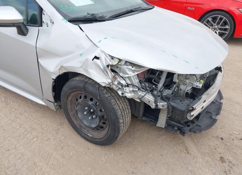 Photo 6 of 2022 Toyota Corolla LE (VIN 5YFEPMAE5NP313612)