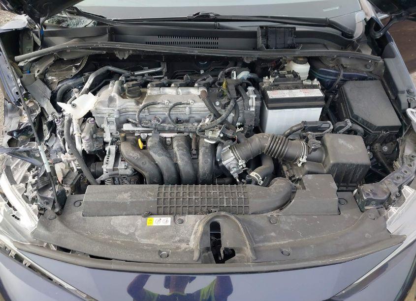 Photo 10 of 2022 Toyota Corolla LE (VIN 5YFEPMAE5NP319376)