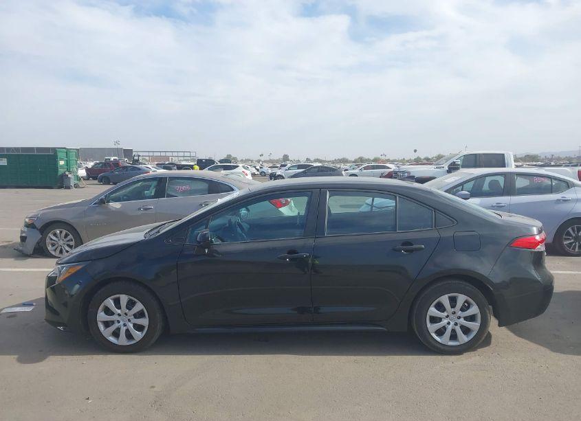 Photo 14 of 2022 Toyota Corolla LE (VIN 5YFEPMAE5NP328739)
