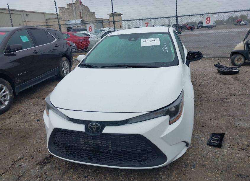 Photo 12 of 2022 Toyota Corolla LE (VIN 5YFEPMAE5NP339241)