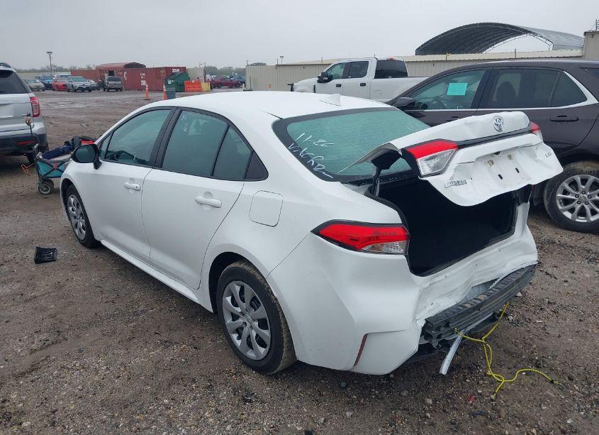 Photo 3 of 2022 Toyota Corolla LE (VIN 5YFEPMAE5NP339241)