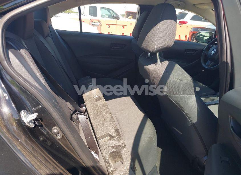 Photo 8 of 2022 Toyota Corolla LE (VIN 5YFEPMAE5NP347162)