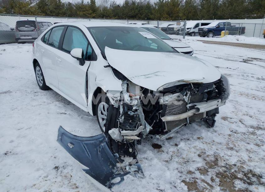 Photo 6 of 2022 Toyota Corolla LE (VIN 5YFEPMAE5NP357108)