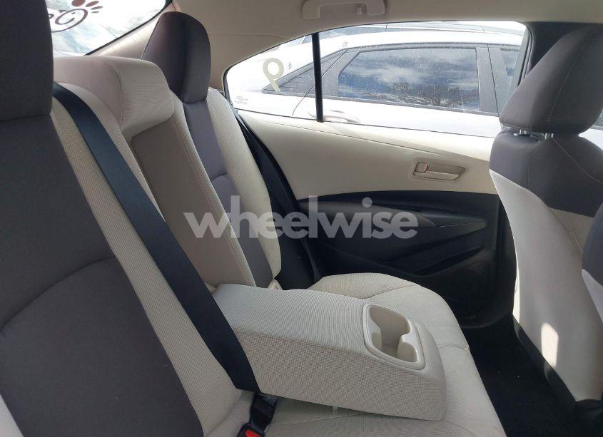 Photo 8 of 2022 Toyota Corolla LE (VIN 5YFEPMAE5NP360770)