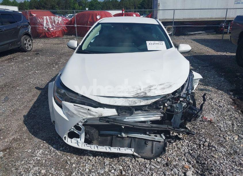 Photo 6 of 2022 Toyota Corolla LE (VIN 5YFEPMAE5NP364883)