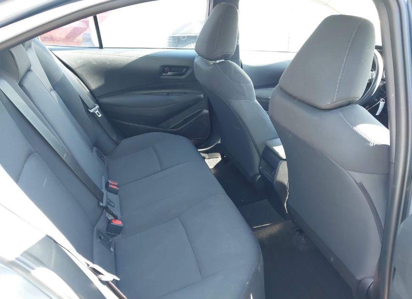 Photo 8 of 2022 Toyota Corolla LE (VIN 5YFEPMAE5NP370005)
