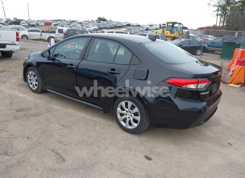 Photo 3 of 2022 Toyota Corolla LE (VIN 5YFEPMAE5NP378797)