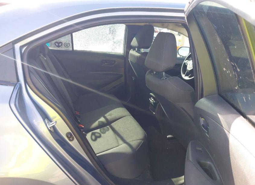 Photo 8 of 2022 Toyota Corolla LE (VIN 5YFEPMAE5NP381473)