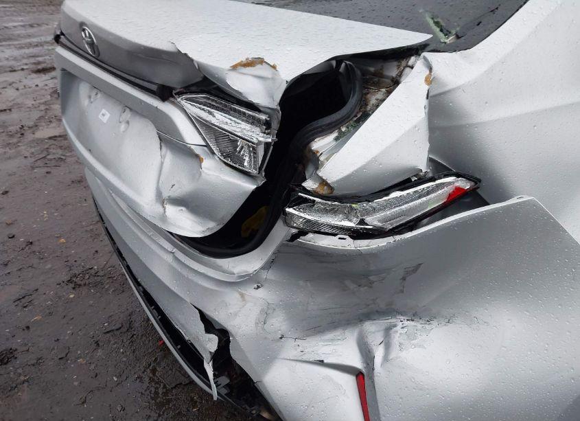 Photo 19 of 2021 Toyota Corolla LE (VIN 5YFEPMAE6MP158101)