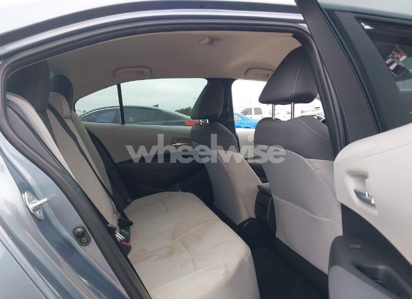 Photo 8 of 2021 Toyota Corolla LE (VIN 5YFEPMAE6MP164710)