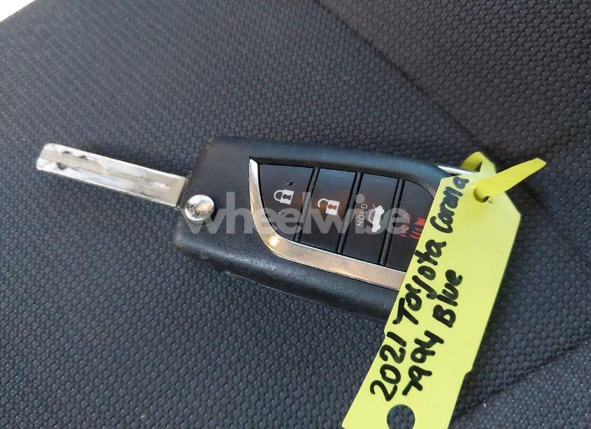 Photo 11 of 2021 Toyota Corolla LE (VIN 5YFEPMAE6MP167994)