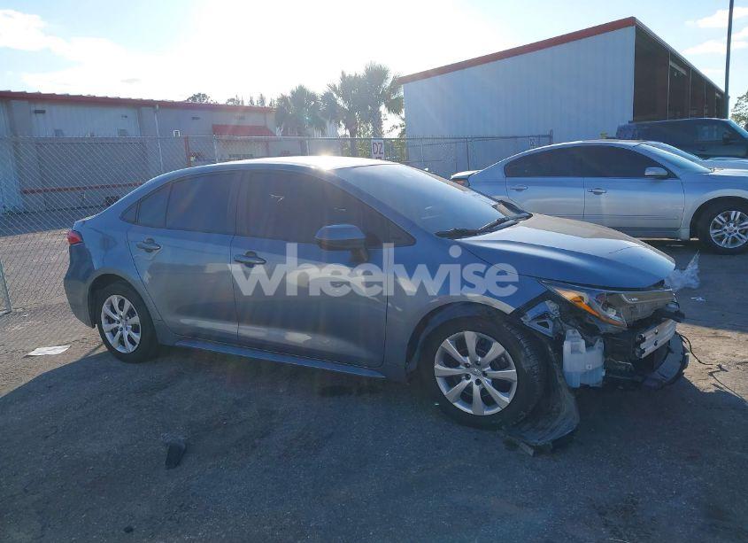 Photo 13 of 2021 Toyota Corolla LE (VIN 5YFEPMAE6MP167994)