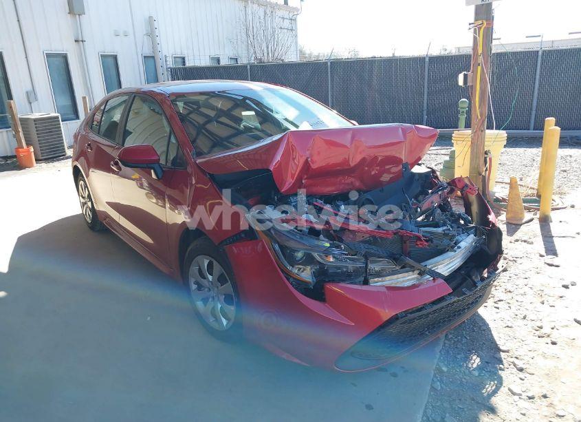 2021 Toyota Corolla LE (VIN 5YFEPMAE6MP189431) main photo