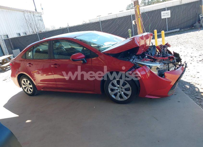 Photo 13 of 2021 Toyota Corolla LE (VIN 5YFEPMAE6MP189431)