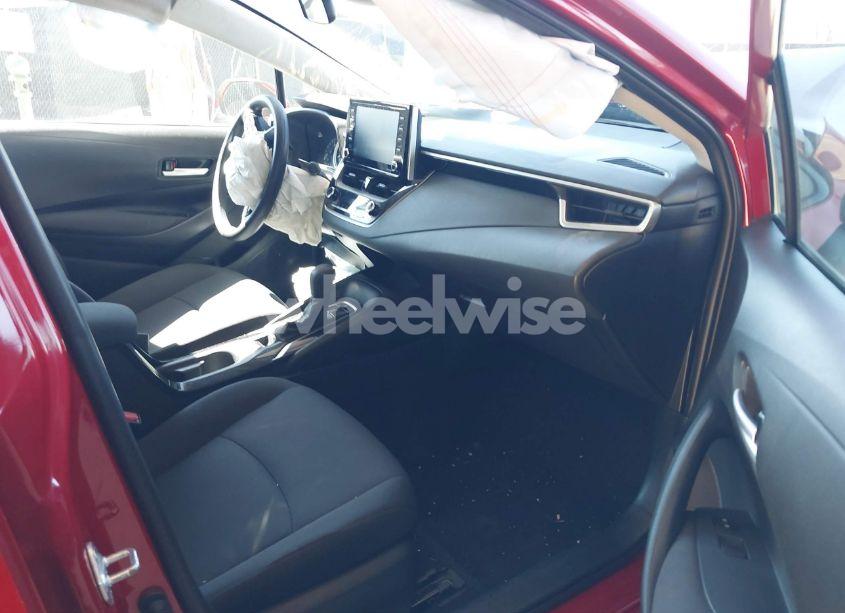 Photo 5 of 2021 Toyota Corolla LE (VIN 5YFEPMAE6MP189431)