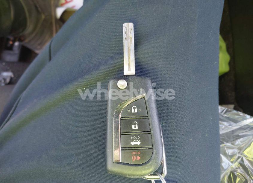 Photo 11 of 2021 Toyota Corolla LE (VIN 5YFEPMAE6MP190322)