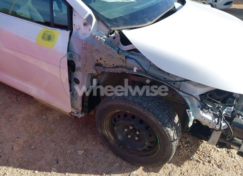 Photo 17 of 2021 Toyota Corolla LE (VIN 5YFEPMAE6MP190322)