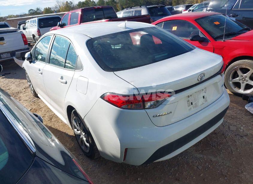 Photo 3 of 2021 Toyota Corolla LE (VIN 5YFEPMAE6MP190322)