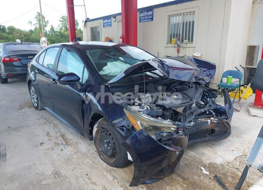 2021 Toyota Corolla LE (VIN 5YFEPMAE6MP190756) main photo