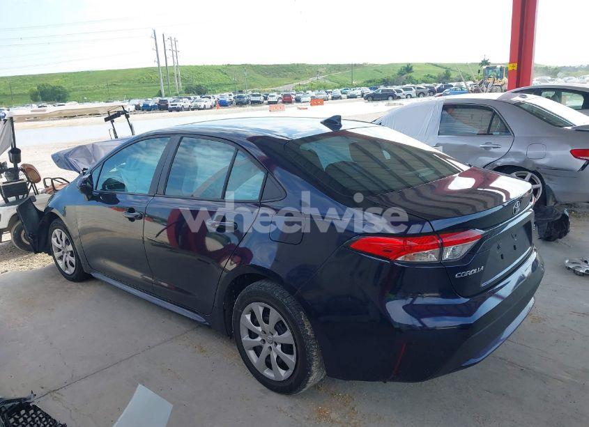 Photo 14 of 2021 Toyota Corolla LE (VIN 5YFEPMAE6MP190756)