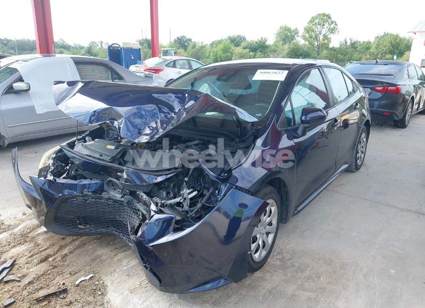 Photo 2 of 2021 Toyota Corolla LE (VIN 5YFEPMAE6MP190756)