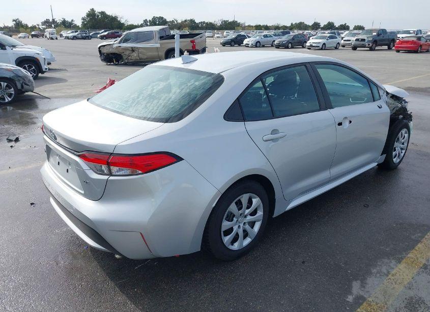 Photo 4 of 2021 Toyota Corolla LE (VIN 5YFEPMAE6MP224534)