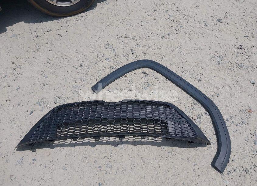 Photo 12 of 2021 Toyota Corolla LE (VIN 5YFEPMAE6MP231810)