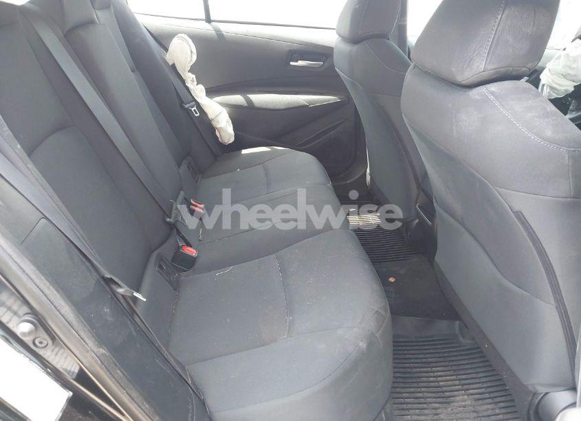 Photo 8 of 2021 Toyota Corolla LE (VIN 5YFEPMAE6MP231810)