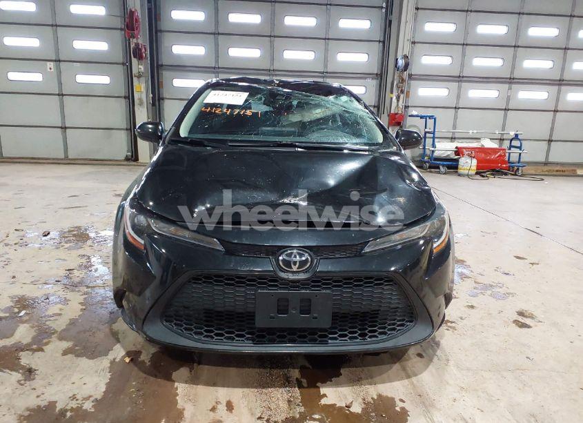 Photo 12 of 2021 Toyota Corolla LE (VIN 5YFEPMAE6MP233847)
