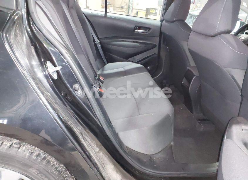 Photo 8 of 2021 Toyota Corolla LE (VIN 5YFEPMAE6MP233847)